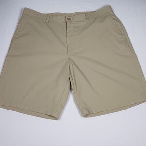 Under Armour Golf Chino Shorts Performance Athletic Khaki Men's Size 40